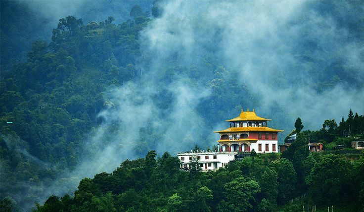 Sikkim & Darjeeling Getaway