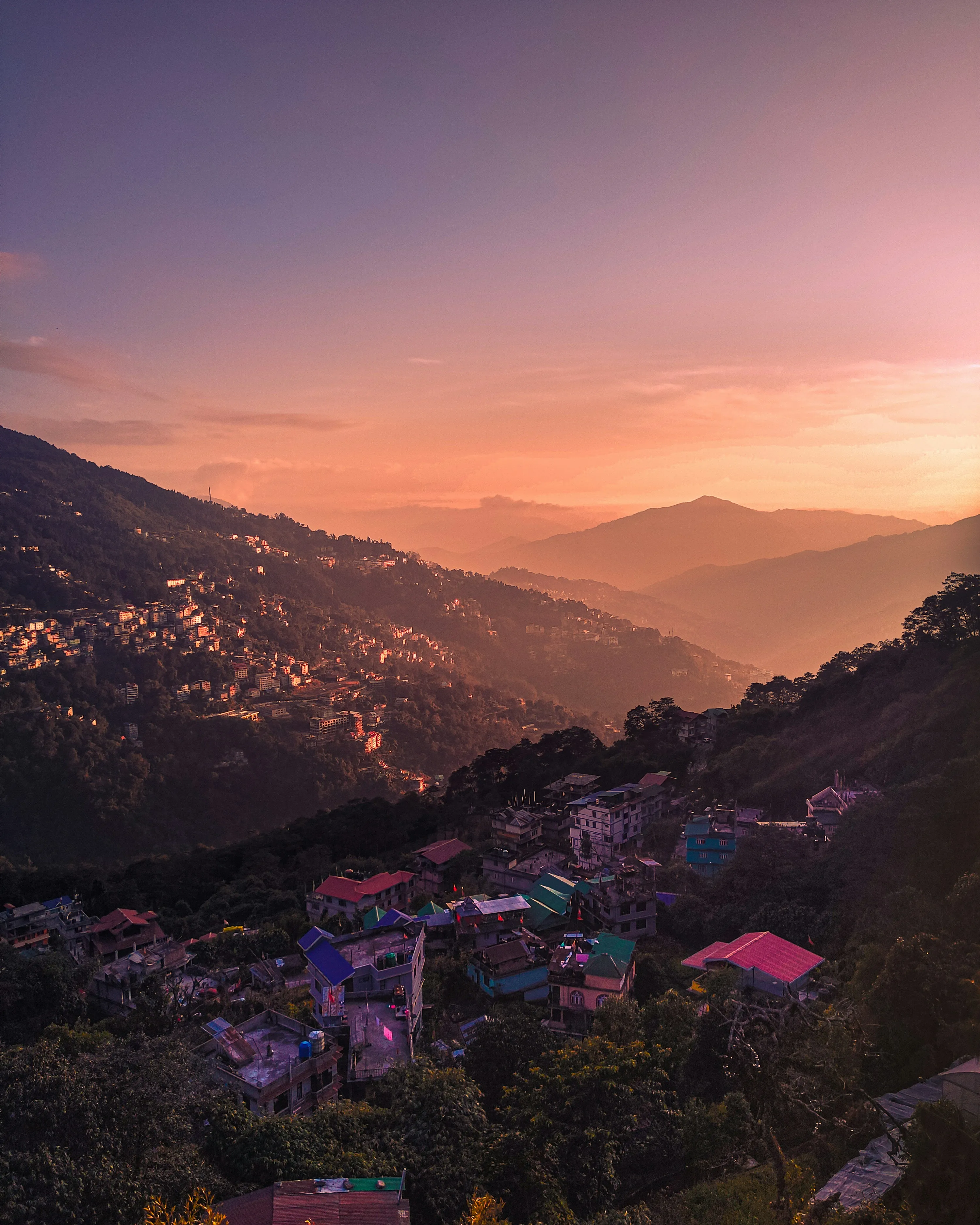 Discover Nature and Culture in Gangtok and Darjeeling